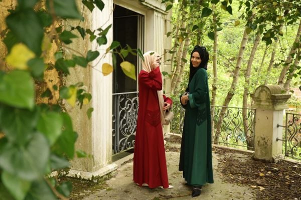 Claret Red Abaya L