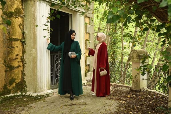 Claret Red Abaya L