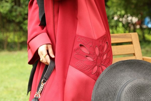 Claret Red Abaya L