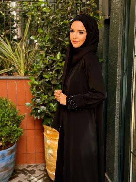 Black Silk Abaya