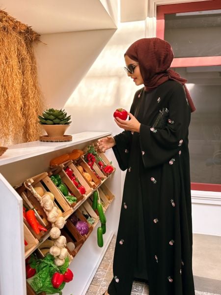 Rose Abaya