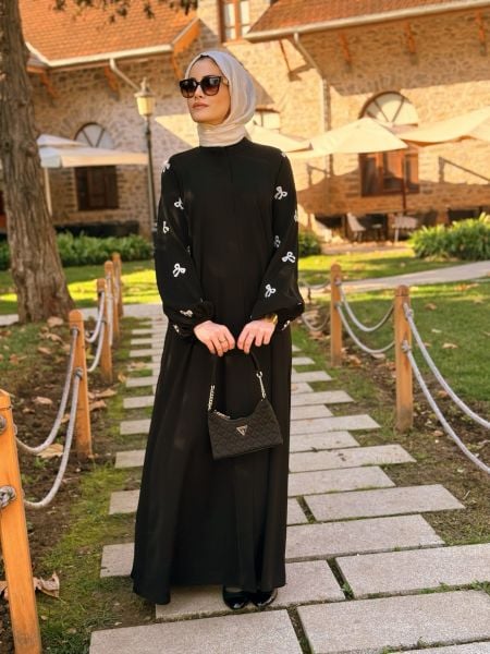 Şeyda Reglan Abaya