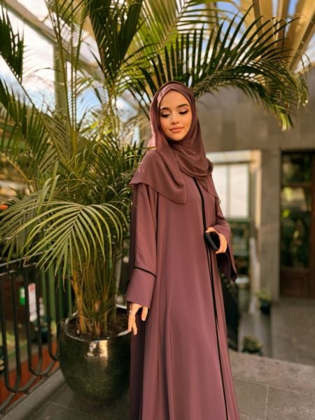 Ahsen Abaya