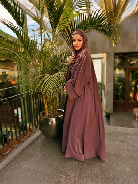 Ahsen Abaya