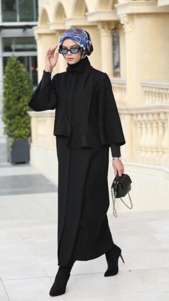 Chanel Manto